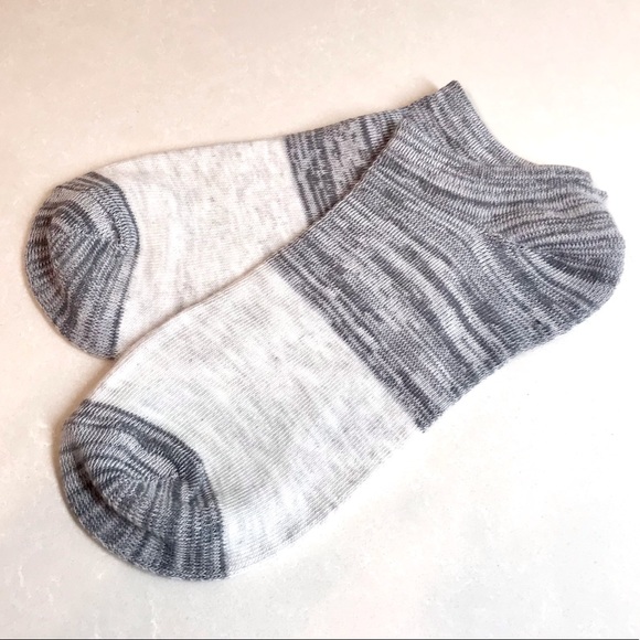 🆕 3 pairs ELLE ankle socks Grey and white - Picture 3 of 6